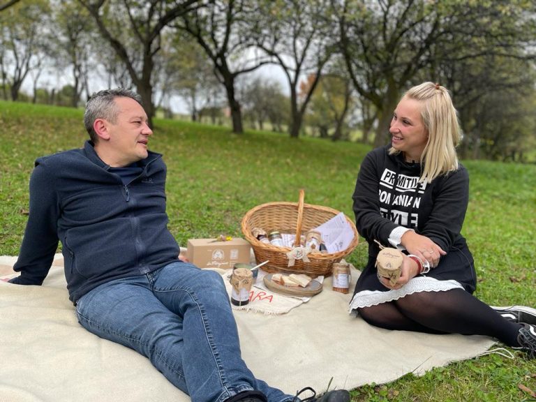 Cum a răzbit „din Mărginime”, un concept născut în plină pandemie și pe zi ce trece tot mai înfloritor: „Am vrut să ajutăm micii producătorii locali!”