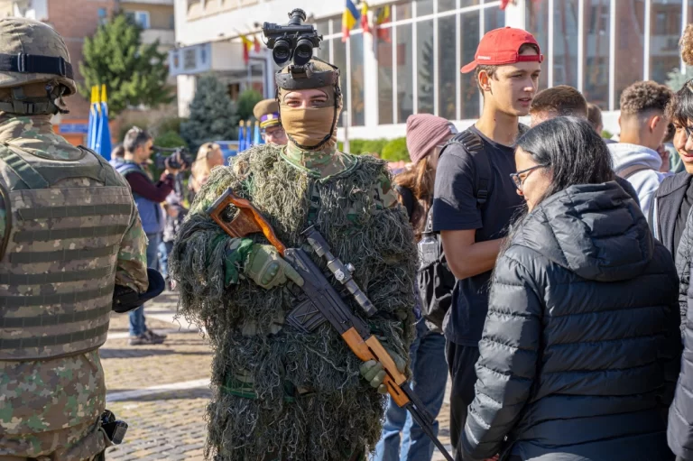 „Ziua Armatei României în Școli” ajunge și în acest an la Mediaș
