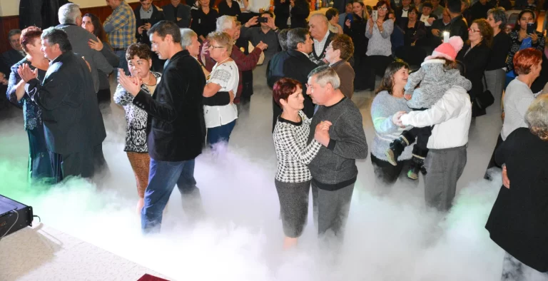 Ziua Națională va fi specială în Târnava. Mai multe cupluri vor fi premiate