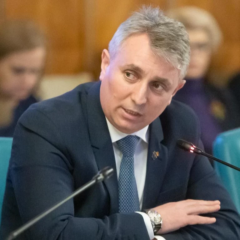 Lucian Bode i-a scris ministrului de Interne din Austria: Îmi exprim profunda indignare față de votul dumneavoastră împotriva aderării României la spațiul Schengen