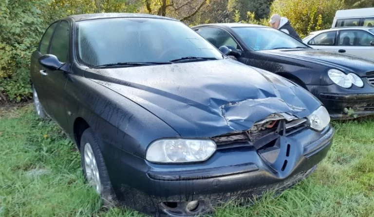 Începe licitația publică pentru valorificarea mașinilor abandonate pe domeniul public