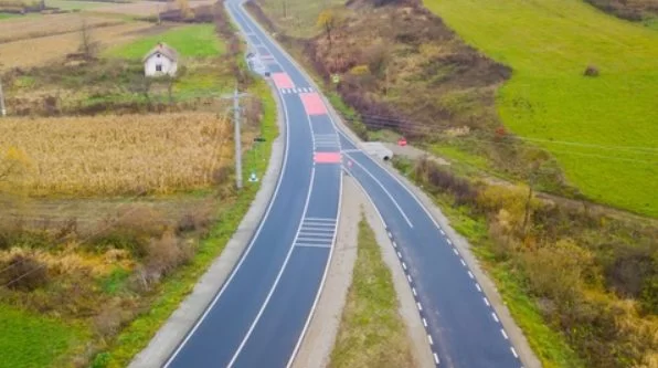 Drumul județean Agnita – Sighișoara, la standarde europene. 37 de km modernizați cu o lună și jumătate înainte de termen