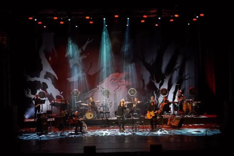 ALTERNOSFERA vine cu Theatroll | Corbul Troian la Sibiu