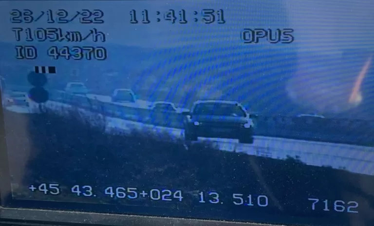 Șoferiță din Tălmaciu prinsă cu 105 kilometri pe oră pe DN7