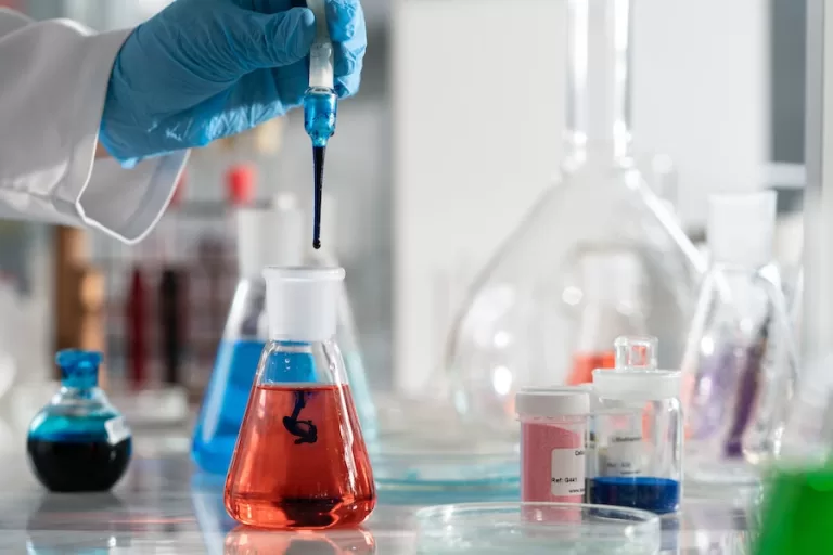 UE reduce concentrațiile din alimente a patru „substanțe chimice veșnice”