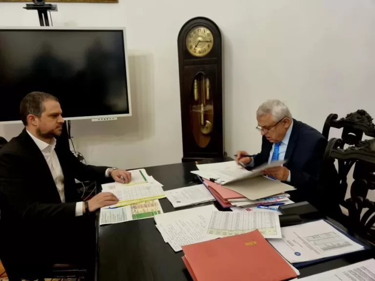 Ministrul Petre Daea se întâlnește cu fermierii sibieni