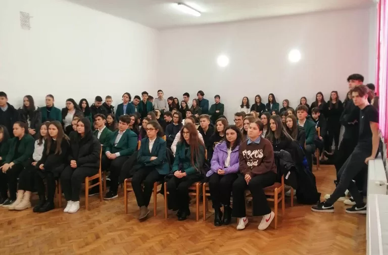 Suflu nou pentru Leo Club de la Liceul Teoretic „Axente Sever” Mediaș