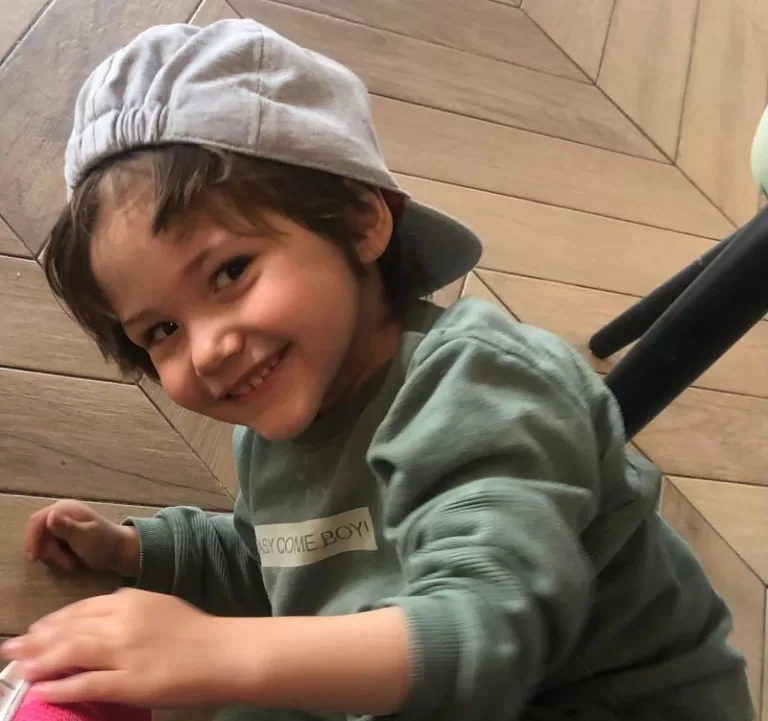 Uniți pentru Matei! Băiețelul are în continuare nevoie disperată de ajutorul comunității!