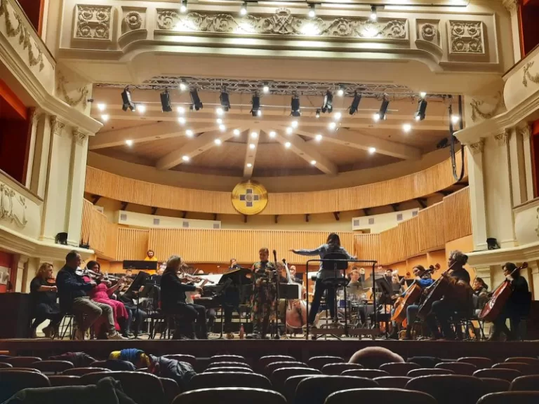 Elena Mîndru și Filarmonica de Stat din Sibiu, într-un concert despre ”Speranță” – HOPE