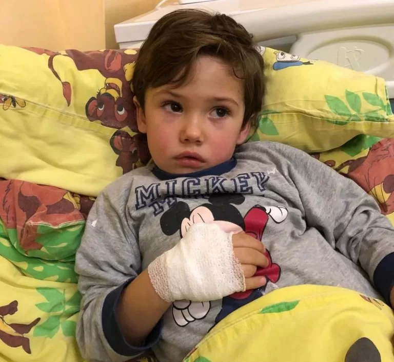 ACTUALIZARE: Uniți pentru Matei! Aproape trei sferturi din sumă a fost donată de sibieni și oameni din întreaga țară. Băiețelul unor sibieni are mare nevoie de ajutorul nostru!