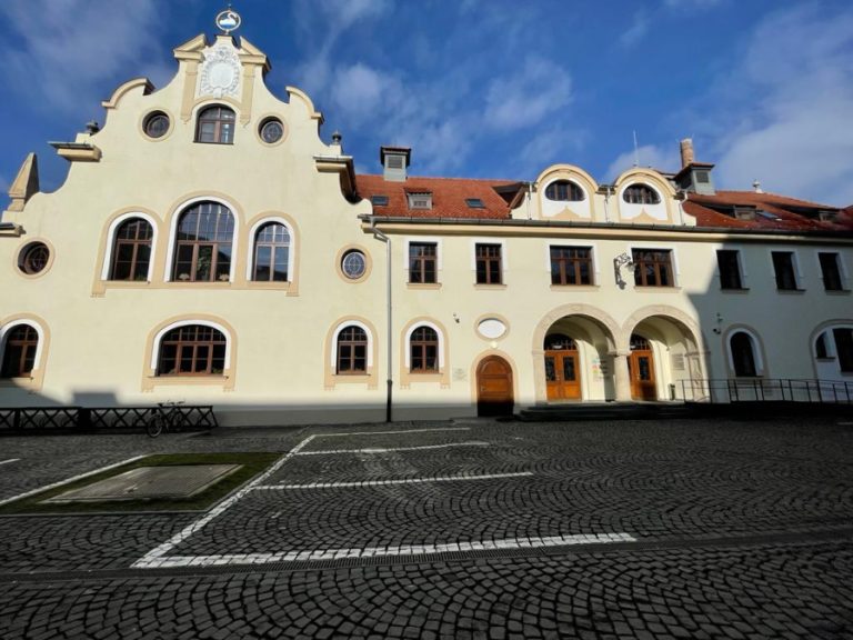 <strong>Baia Populară Sibiu caută parteneri pentru o cafenea</strong>