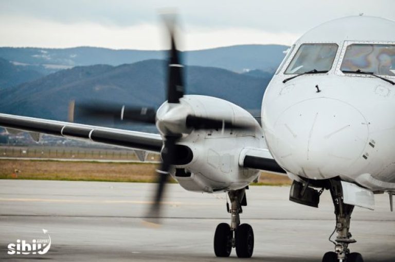 Au „explodat” căutările de zboruri pe rutele interne după închiderea circulației pe Valea Oltului