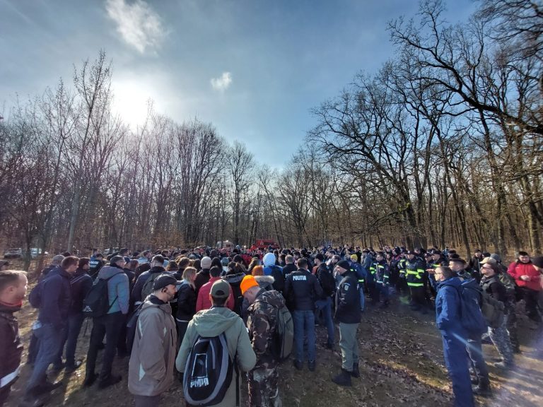 Polițiștii reiau căutările studentei care a dispărut în februarie