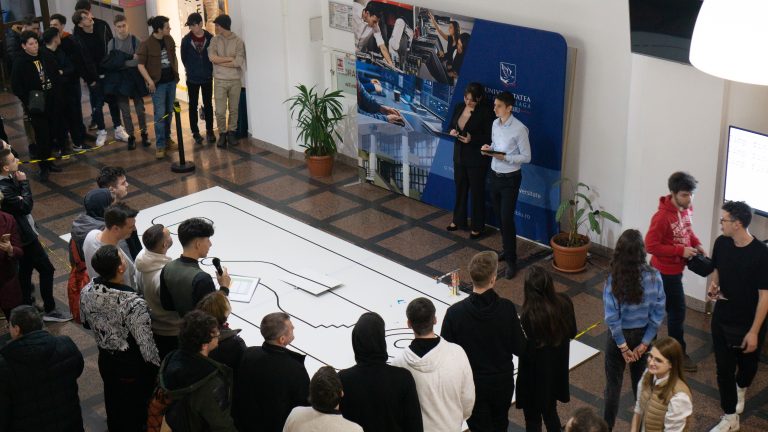 Liceeni și studenții din Sibiu au participat la Concursul de roboți mobili – powered by Marquardt