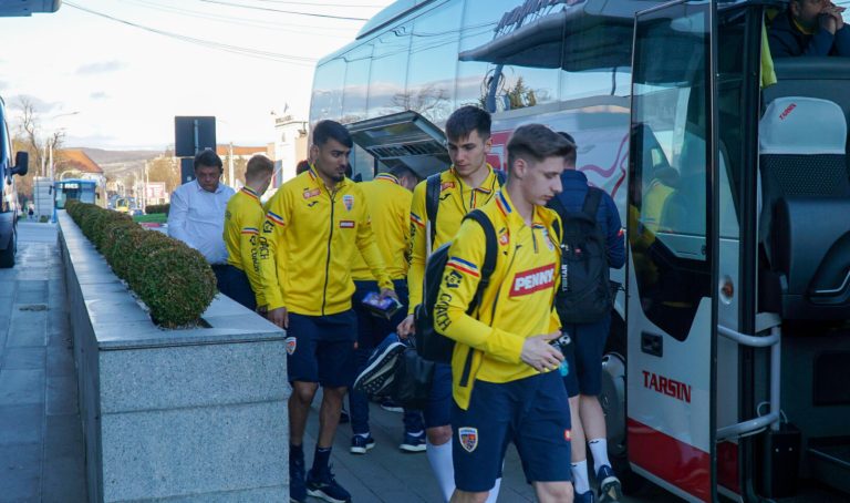 FOTO Naționala de Tineret a României a ajuns la Sibiu