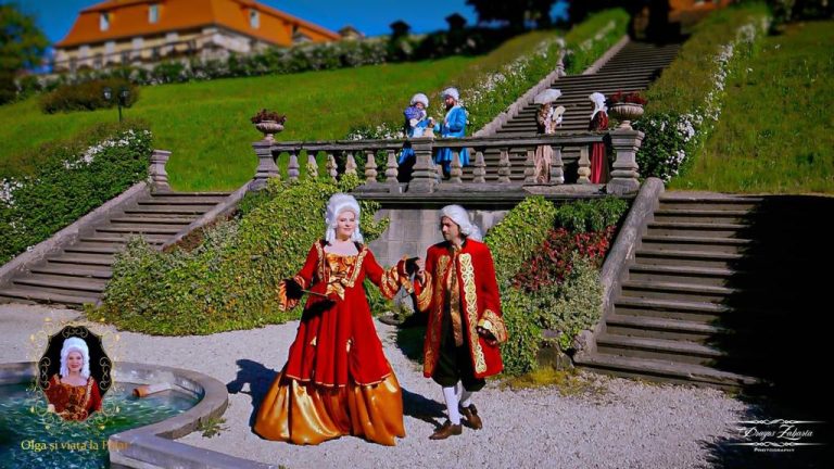 Conducerea Historic Cafes Route sosește la Palatul Brukenthal Avrig