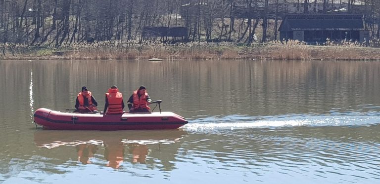 FOTO Studenta din Sibiu dispărută în februarie, căutată în lacul din Muzeul Astra