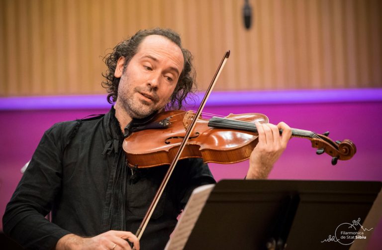 Răzvan Popovici, solistul ultimului concert al Filarmonicii din luna martie