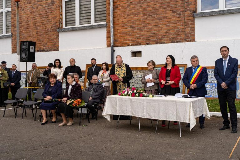 FOTO Moment festiv la Colegiul Școala Națională de Gaz Mediaș. Unitatea a aniversat 150 de ani de la înființare