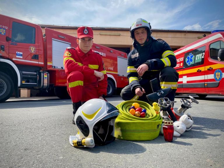 ISU Sibiu: În nicio situație nu lăsați lumânările sau candelele aprinse nesupravegheate și nu adormiți cu lumânările aprinse