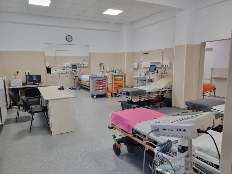 Spitalul Municipal Mediaș angajează 11 asistenți medicali generaliști și de farmacie