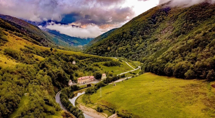 O pistă nouă de biciclete pe traseul fostei Mocănițe, la Sadu