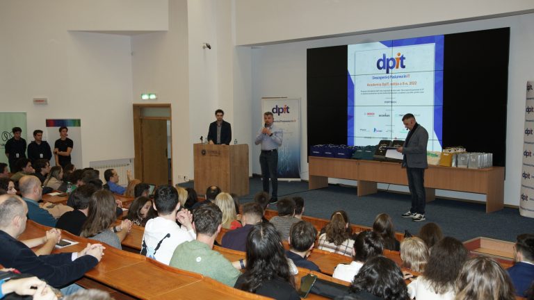 Mai mulți elevi din Sibiu au fost selectați pentru cursuri gratuite de IT