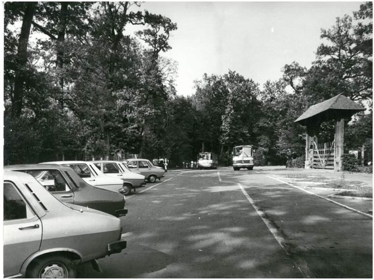 Prezentare-surpriză de autoturisme Dacia la Muzeul Astra Sibiu