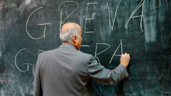 Greva din Educație continuă. Se cere intervenția de urgență a președintelui Iohannis