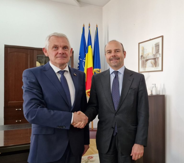 Ambasadorului Italiei în vizită la prefect