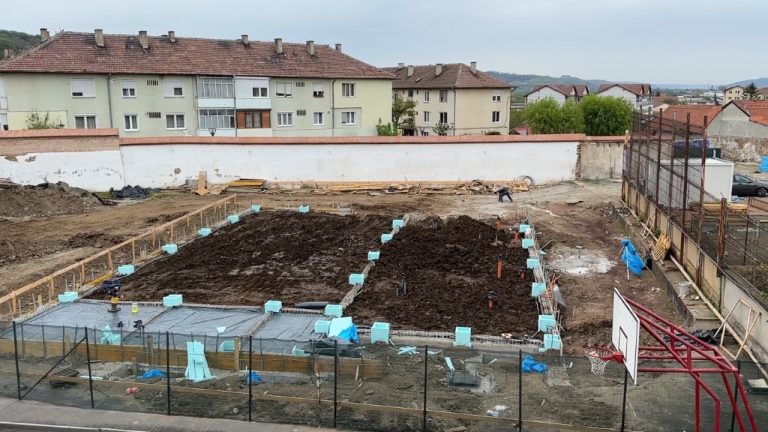 FOTO Sală de sport la Școala Gimnazială „Mihai Eminescu” din Mediaș