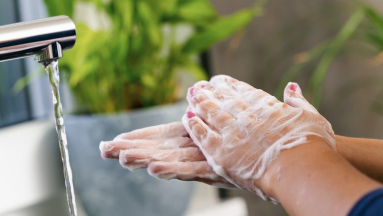 INSP: Igiena mâinilor previne aproximativ 30% din afecțiunile diareice și 20% din infecțiile respiratorii