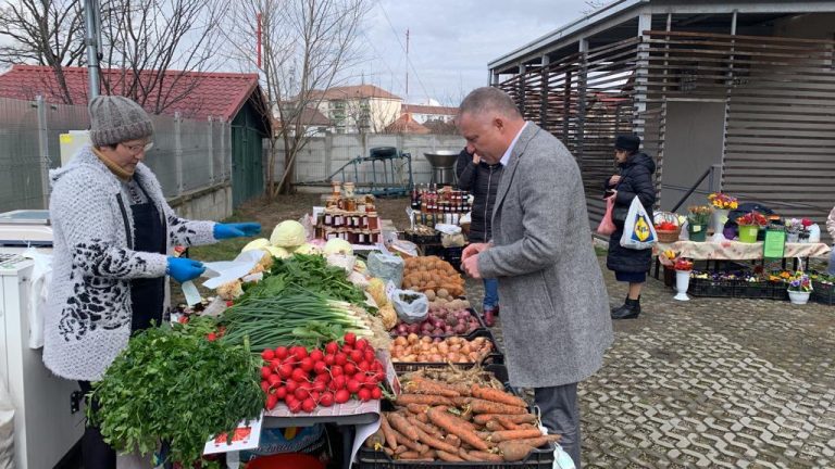 Piața la birou se ține mâine, în curtea Agenției pentru Protecția Mediului