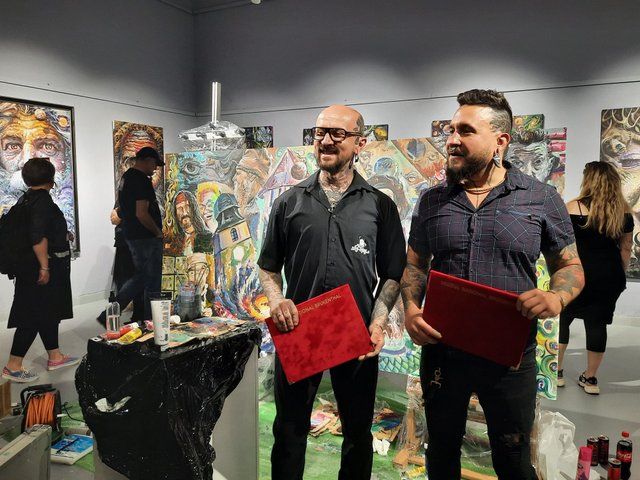 Artiștii tatuatori Ovidiu Popârțan și Marius Jucan expun în Muzeul de Artă Contemporană din Sibiu