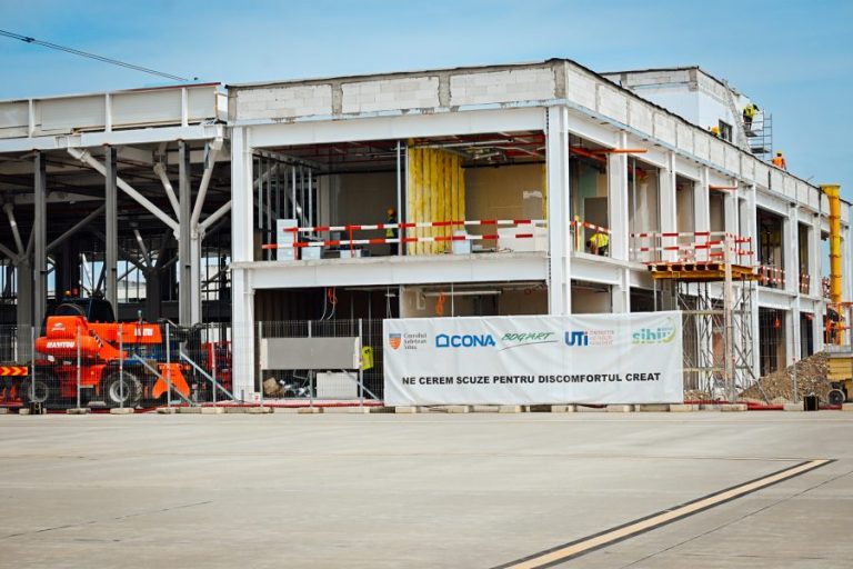 Nou terminal al aeroportului sibian construit în proporţie de 40 %