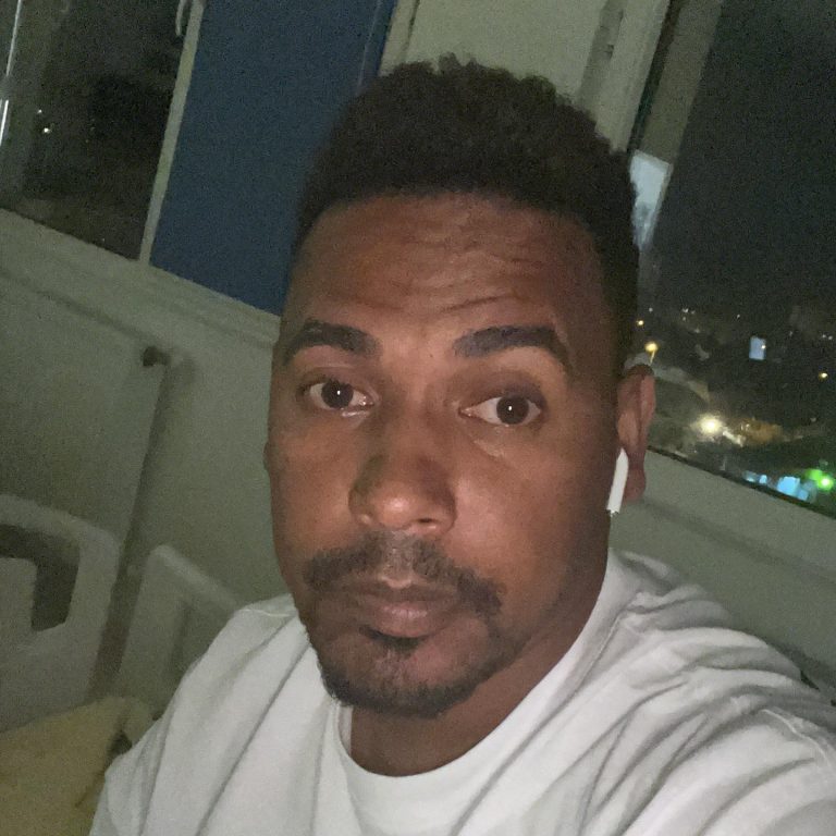 Eric de Oliveira, mesaj din spital după AVC: Sunt mai bine și în curând voi reveni mai tare