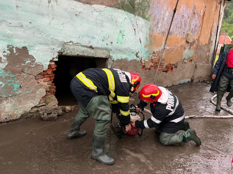 ALERTĂ METEO: Peste 20 de localități din județul Sibiu, sub Cod Portocaliu de grindină, vijelii și averse torențiale