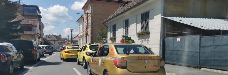 Protest al taximetriștilor împotriva Uber și Bolt. Pe când însă un exercițiu civic de ceva mai multă educație?