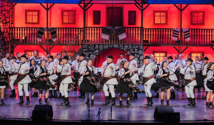 Festivalul „Cântecele Munților” aduce folclorul internațional la Sibiu
