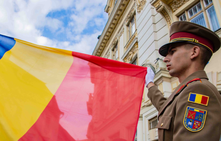 În 26 iunie are loc ceremonia dedicată Zilei Drapelului Naţional