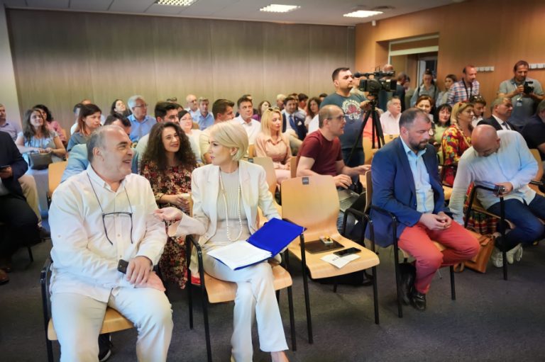 Ministrul Turcan a creionat la Sibiu direcţiile în Cultură pentru următorii 7 ani
