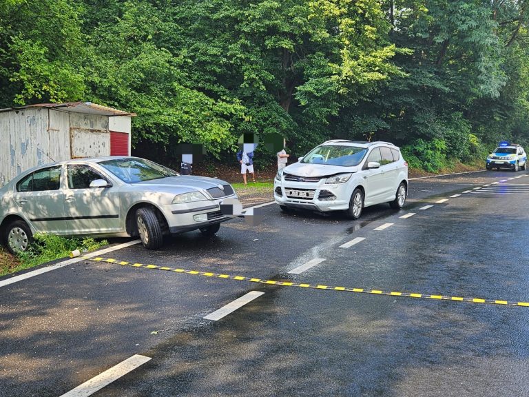 FOTO: Accident pe Hula Bradului. A derapat, a lovit o mașină și a ricoșat într-o femeie aflată lângă autoturism