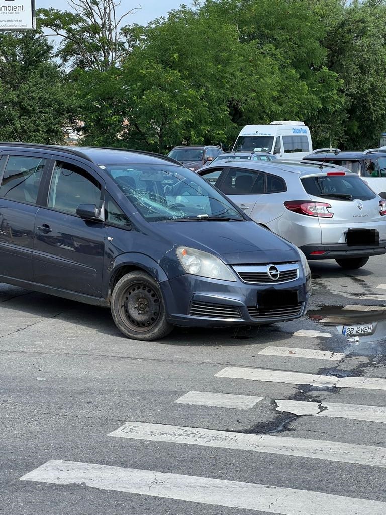 Tânăr participant la Turul Ciclist al Sibiului, accidentat de o mașină pe Calea Șurii Mari