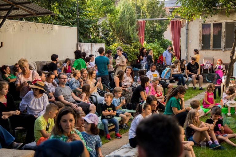 Surprize pentru sibieni: “AuGust zilele de joi!” la Grădina Bis