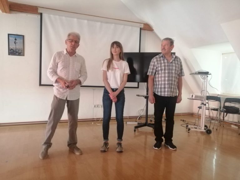 Expoziţie foto şi film la Casa Francează