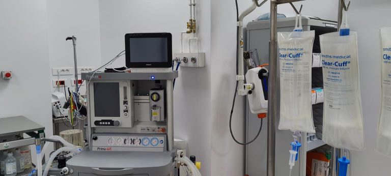 FOTO: Echipamente medicale și sanitare de aproape 1,2 milioane de lei donate Spitalului Județean Sibiu