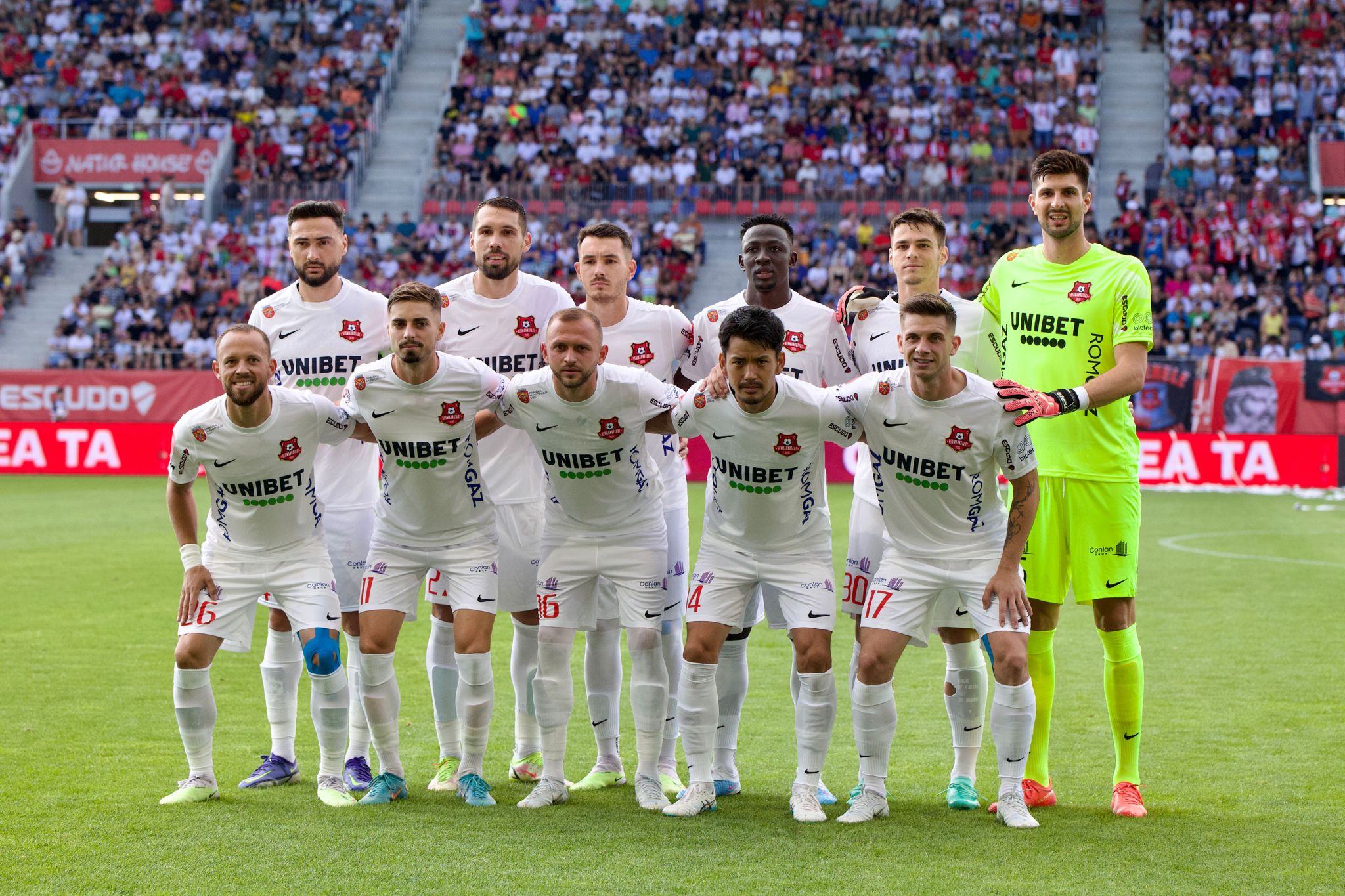 FC Hermannstadt întâlnește CFR Cluj. Cât costă un bilet - Sibiu 100