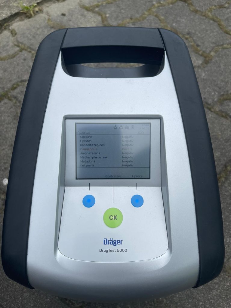 Tânără de 22 de ani din Sibiu, prinsă drogată la volan