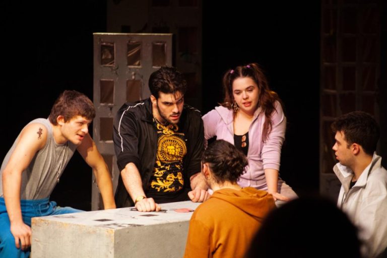 Florin Coșuleț: ”Dacă simți chemarea, fă-te actor sau actriță. Dar ascultă-ți și instinctul și lasă-te dus la Sibiu”. Școala de Teatru își turează motoarele