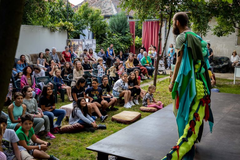 Teatrul din Cartier începe joi. Programul complet al evenimentului